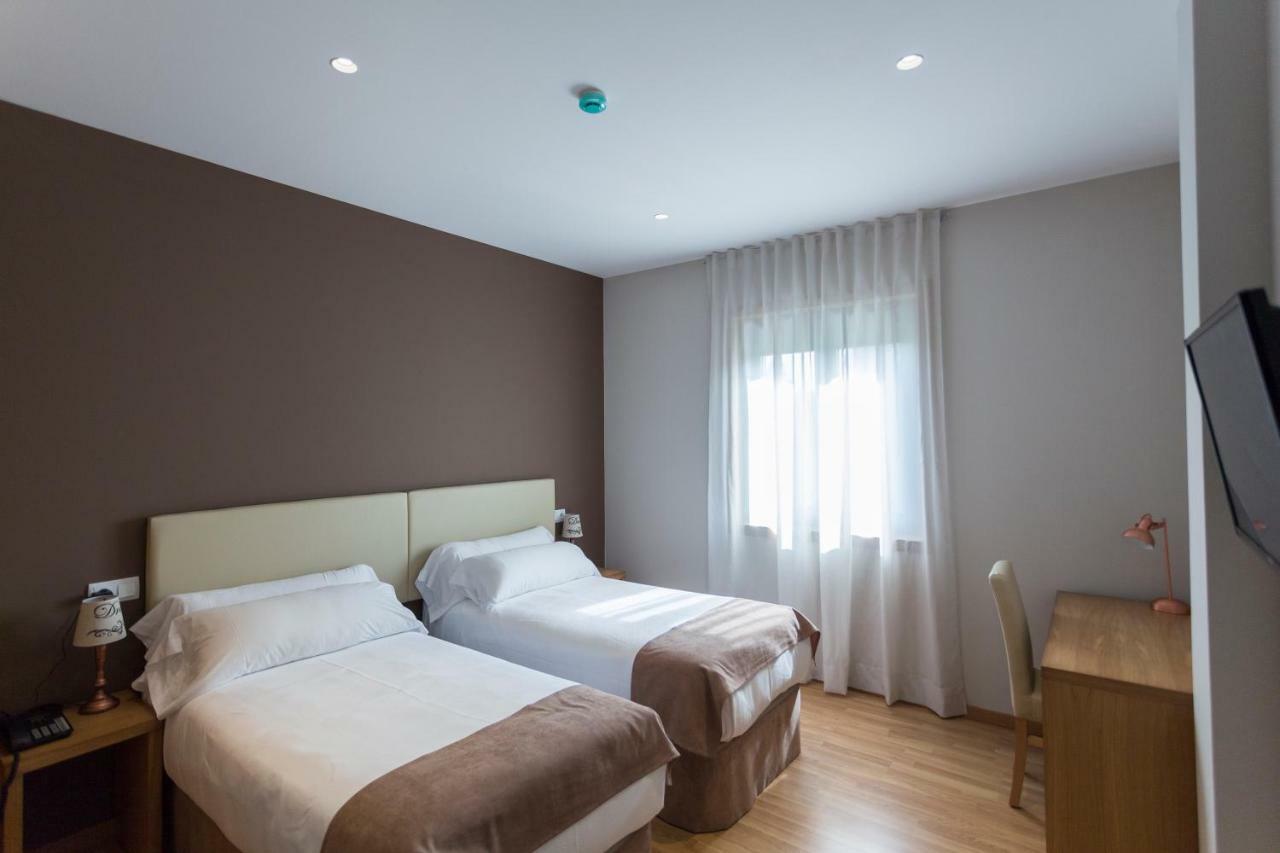 Hotel A Roldana Narón Exteriér fotografie